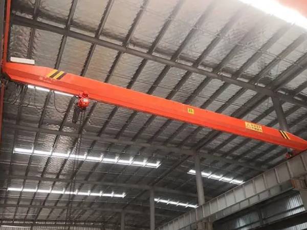 如何對單梁行車控制電路進(jìn)行升級改造以提高性能？