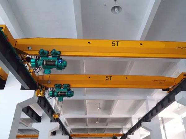 單梁起重機(jī)遙控器接線過程中是否需要斷開電源？