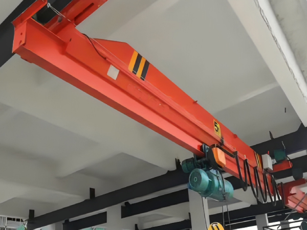 控制箱與外部設(shè)備通信線路如何布置？單梁行車(chē)控制箱與外部設(shè)備連接策略